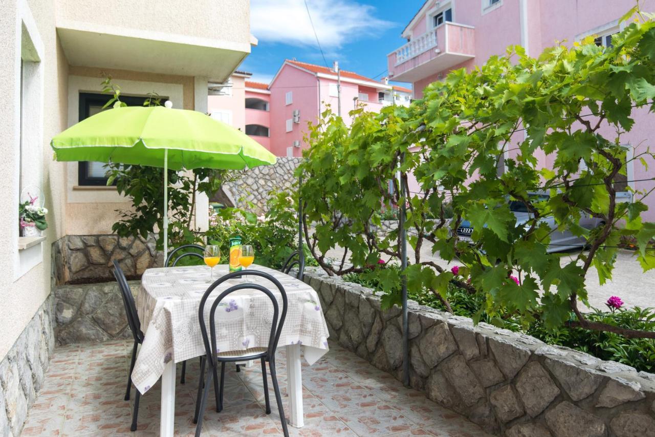 Paradiso Apartment