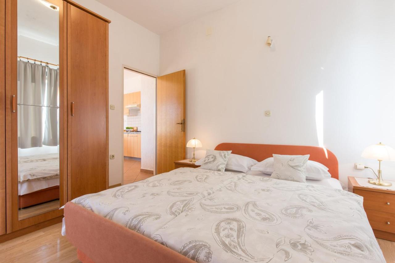 Apartment Paradiso