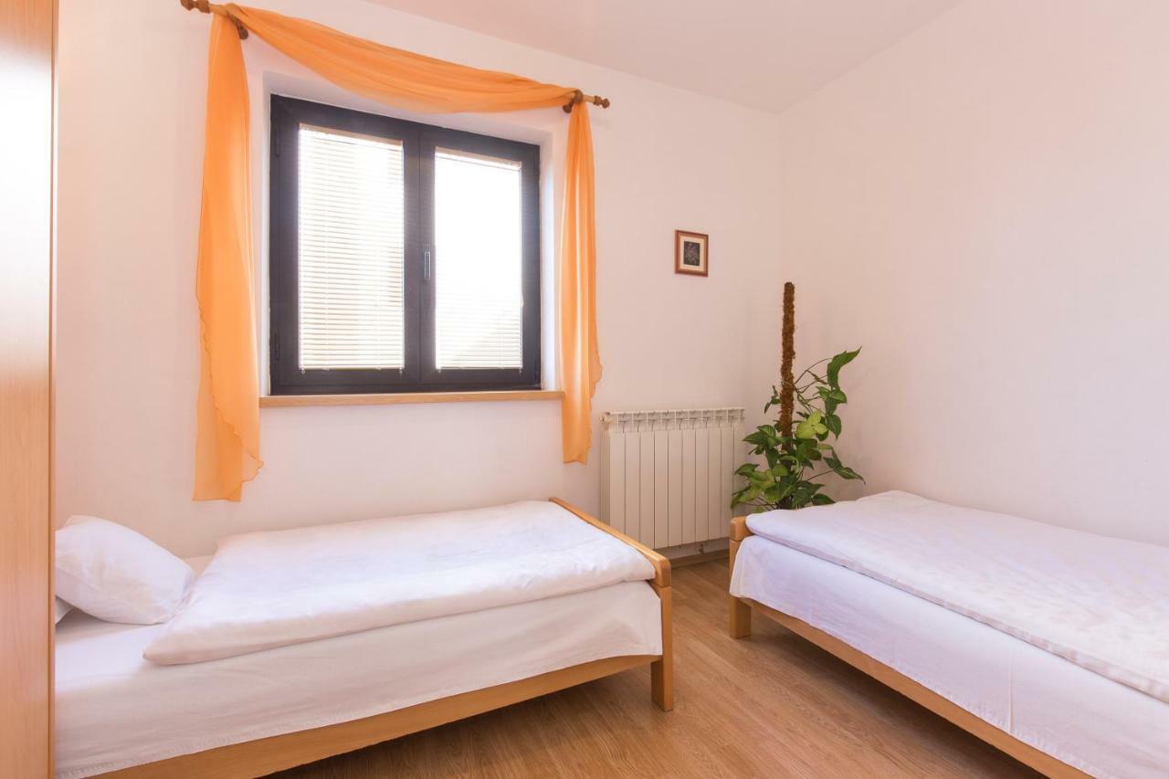 Paradiso Apartament *