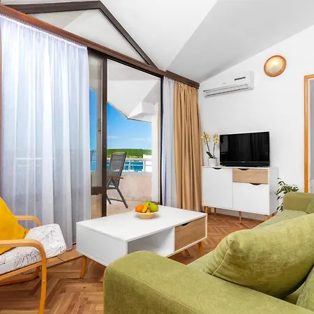 Villa Paradiso Punat Exterior photo